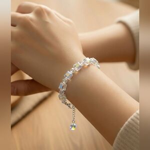 Clear Prism Beaded Bracelet Sparkly Faceted Transparent Holographic Adjustable